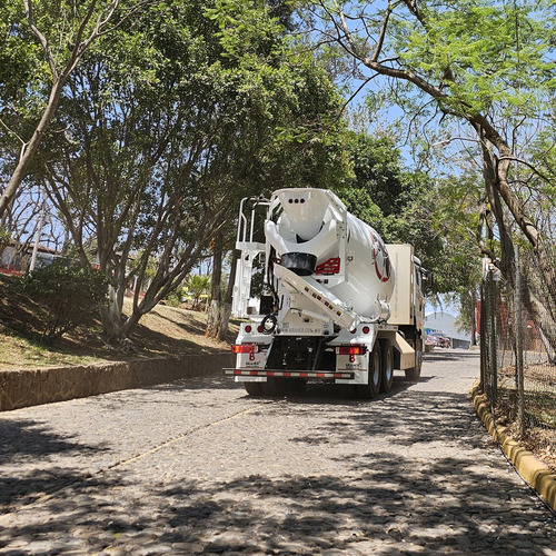 Camión Concretero Faw Cab Over By Braher De 8m3 2025