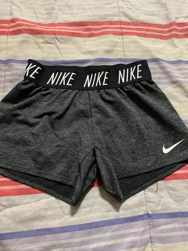 Short Nike Talle S Niña Excelente Estado