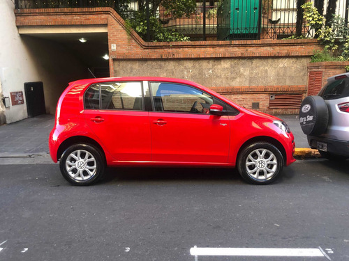 Volkswagen Up! 2016 1.0 High Up! 75cv I-motion 5 P