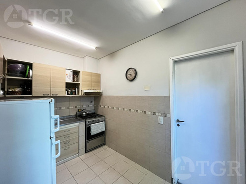 Ph En Venta 2 Ambientes Planta Baja Con Patio, Sin Expensas Refaccionado A Nuevo