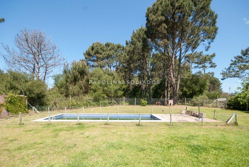 Casa De 3 Dormitorios En Burnett, Punta Del Este-ref:2485