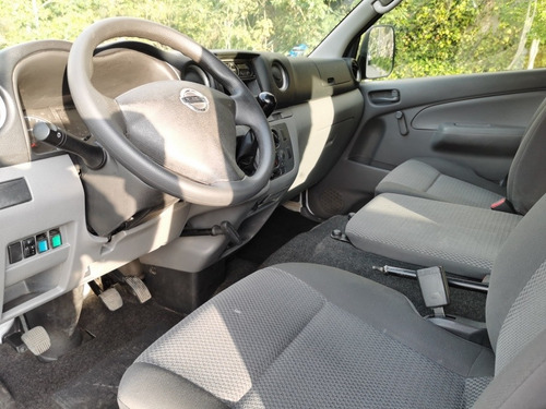 Imagen 9 de 12 de Nissan Urvan 2020 2.5 Panel Ventanas Amplia Mt