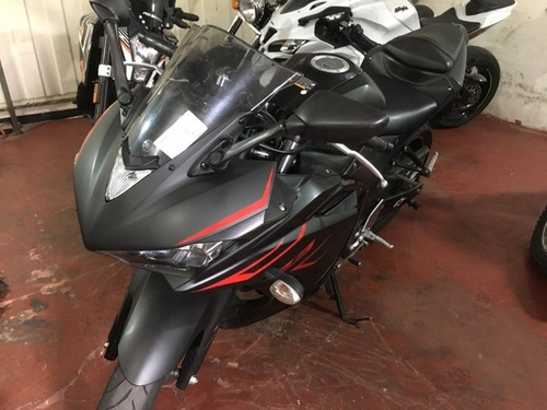 Yamaha R3