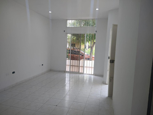 Imagen 2 de 9 de Casa En Venta Villa Olimpica Via Galapa