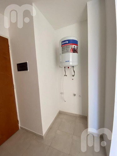 Imagen 9 de 10 de Departamento En Venta - La Plata