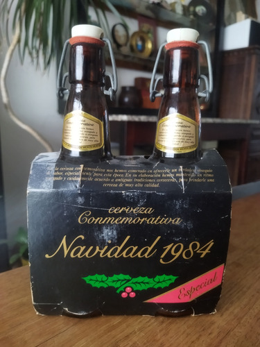 Par Botellas Cerveza Antigua Conmemorativa Navidad 1894 (Usado)