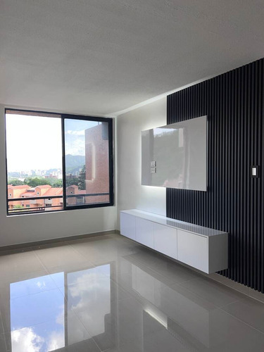 Apartamento En Venta El Lomas De Mañongo Cód 290104