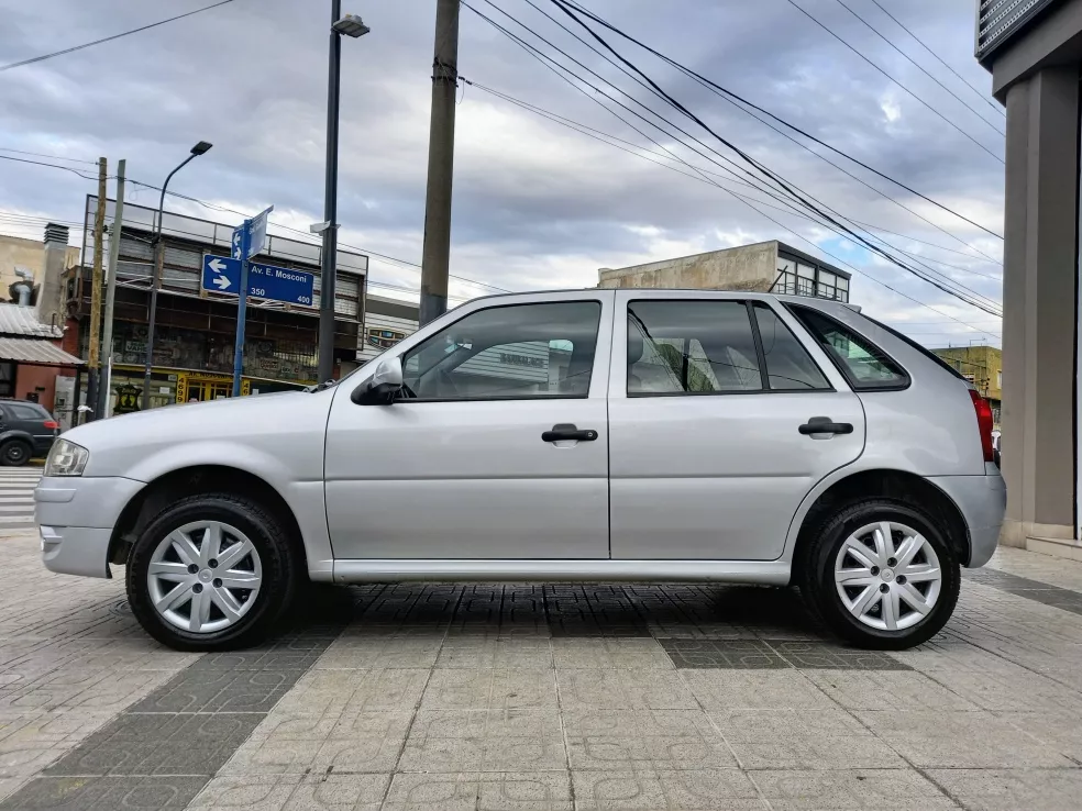 Volkswagen Gol 1.4 Power 83cv 5 p