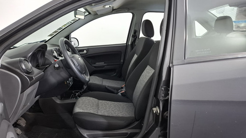 Ford Fiesta 1.6 Ambiente Plus