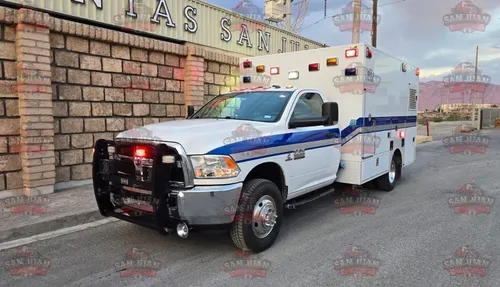 Ambulancia Dodge Ram Diesel 2015 $900,000m.n