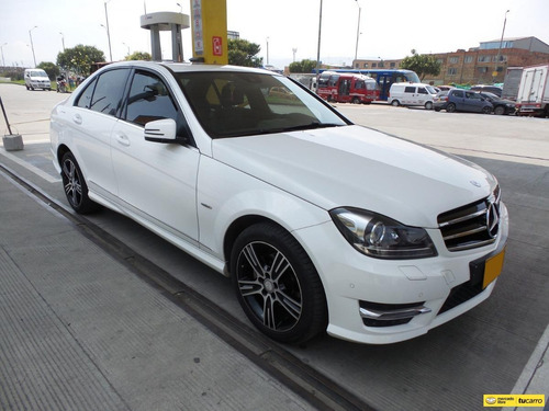 Imagen 2 de 25 de Mercedes Benz C 200 Cgi