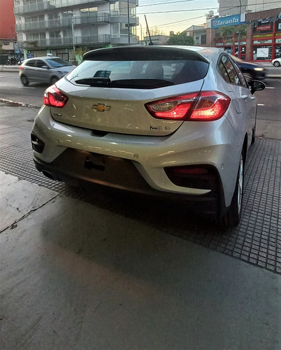 Imagen 3 de 18 de Chevrolet Cruze 5 Lt Automatico Stock Disponible (m) #5