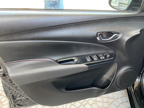 Imagen 8 de 11 de Toyota Yaris 2018