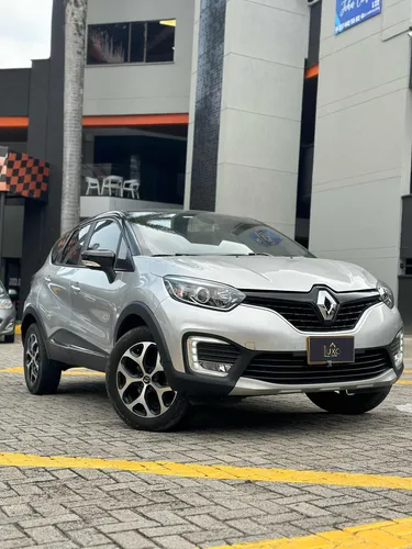 Renault Captur 2.0 Intens Automática