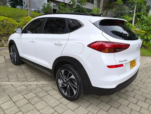 Hyundai Tucson 2.0 Limited 4X4 At