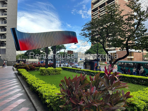 Sq Oficina En Venta En Los Palos Grandes D25-22452s