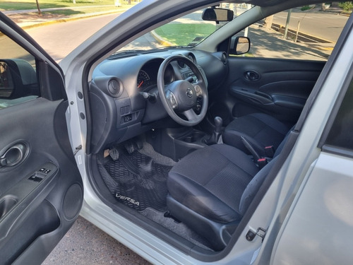 Imagen 13 de 13 de Nissan Versa 2014 1.6 Visia Mt Unica Mano Permuto