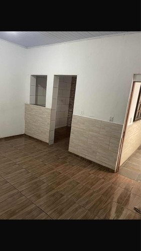 Casa 3 Quartos Na Astúrias Frente Mercado Kril Com Garagem