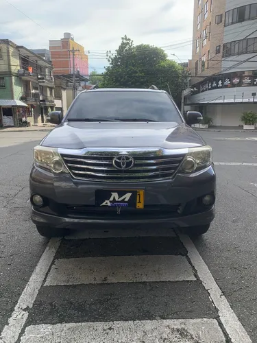 Toyota Fortuner 2.7l 4x2