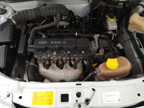 Imagem 14 de 14 de Gm Chevrolet Celta Spirit 1.0 Flex 2011 2p