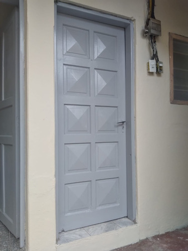 Imóvel Com 3 Dorms, 1125m2 E 2 Vagas De Garagem À Venda - J