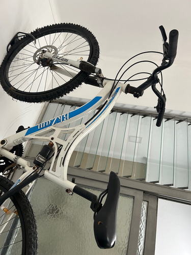 Bicicleta Mujer Rodado 26 Bkzam Retiro En Persona O Envio Blanco (Usado)