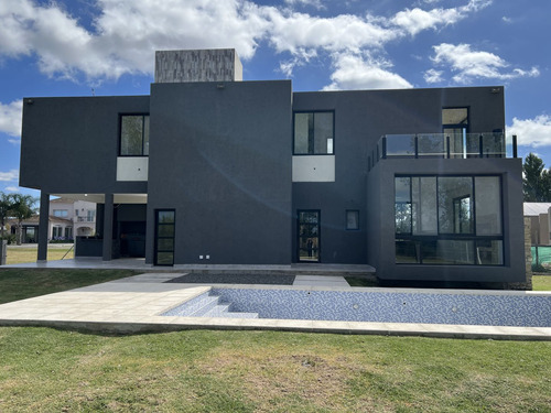 Venta Casa 5 Ambientes A Estrenar En La Magdalena, Canning