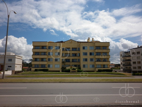 Imagen 24 de 26 de Apartamento De 3 Dormitorios A La Venta En Pinares