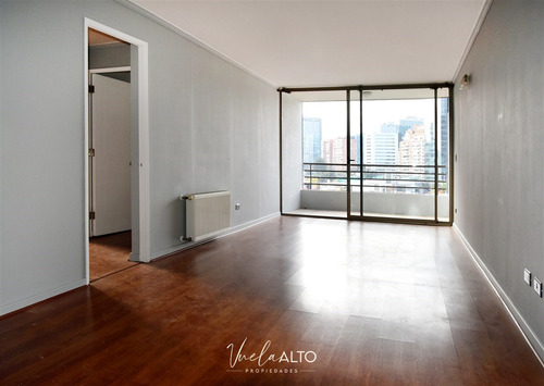Dpto. En Venta 3 Dorm / Vista / Metro Manquehue / Apumanque