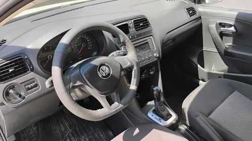 Volkswagen Vento 1.6 Starline At