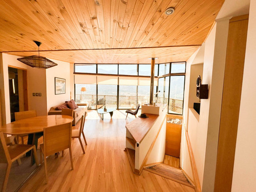 Espectacular Casa En Fundo Con Acceso Controlado Los Andes