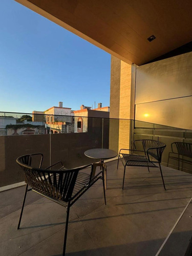 Departamento Amoblado En Alquiler En Exclusivo Condominio Puro Cerro