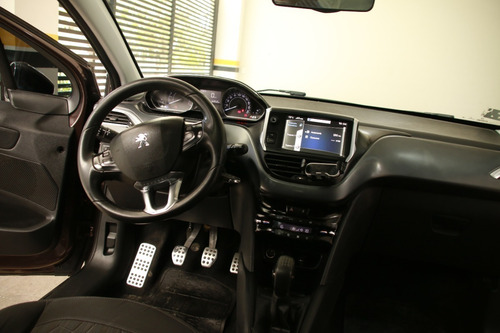 Imagen 12 de 19 de Peugeot 208