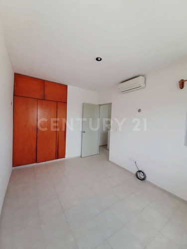Imagen 16 de 20 de En Venta Casa En Cataluña Sobre Av Ich Xeel, Playa Del Carmen P3804