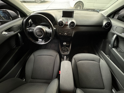 Imagen 5 de 8 de Audi A1 Attraction 1.2t Impecable