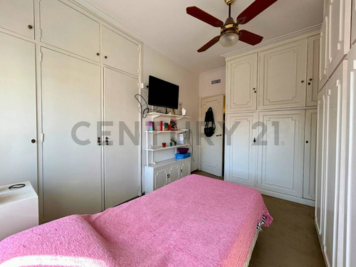Venta Departamento 3 Dormitorios Con Vista Al Río Y Cochera, Centro | Entre Ríos 134