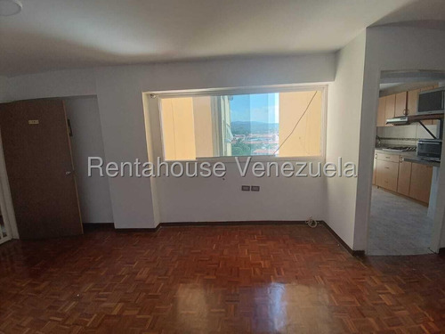 Raiza Suárez Alquila Apartamento En Centro Cabudare Lara