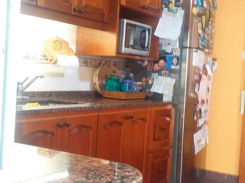 Galpón Con Local Y Vivienda 4 Amb.pa Entrada Camiones.lote Propio 300 M.
