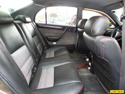Imagen 17 de 25 de Toyota Corona St 191