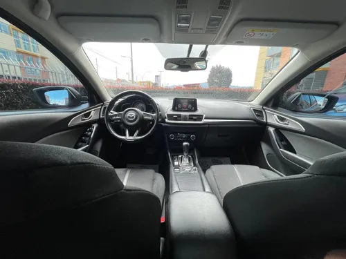 Mazda 3 2.0 Touring At