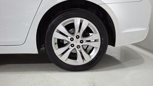 Chevrolet Cruze 1.4 LT J TURBO MT