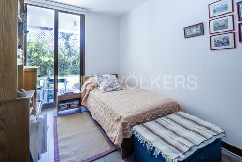 Departamento Con Gran Jardín En La Dehesa Central