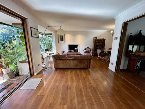 Excelente Casa 4 Dormitorios -2 Salas De Estar Vitacura