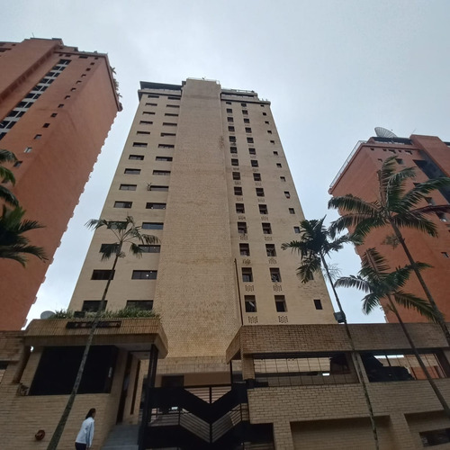 Imagen 15 de 15 de Linda Santos Alquila Apartamento De 300m2 En Altos Del Parral Con Planta 100%. 0414 4150107