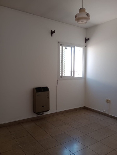 Departamento En Venta En El Corazón De Godoy Cruz