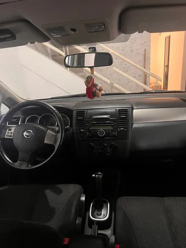 Nissan Tiida 1.8 Premium