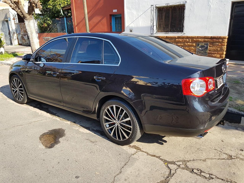 Volkswagen Vento 1.9 I Advance 2010