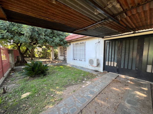 Venta Casa 3 Ambientes En Bosques