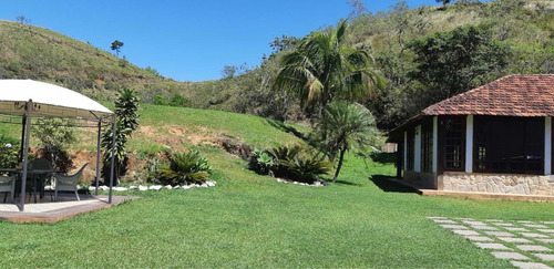 Fazenda Ciclo Do Café Com Sede Centenária.