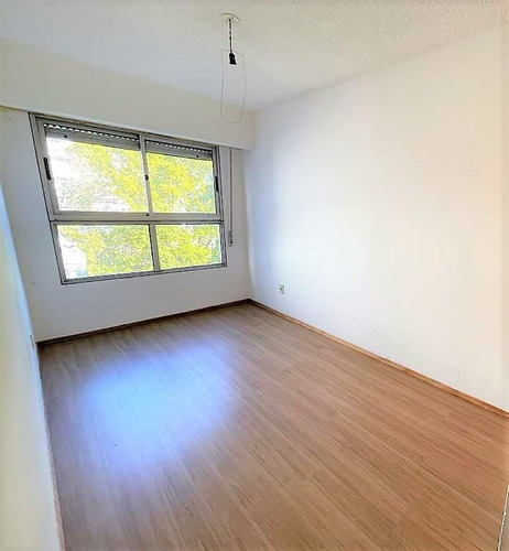 Apto En Venta Parque Rodo Con Garaje!!!!